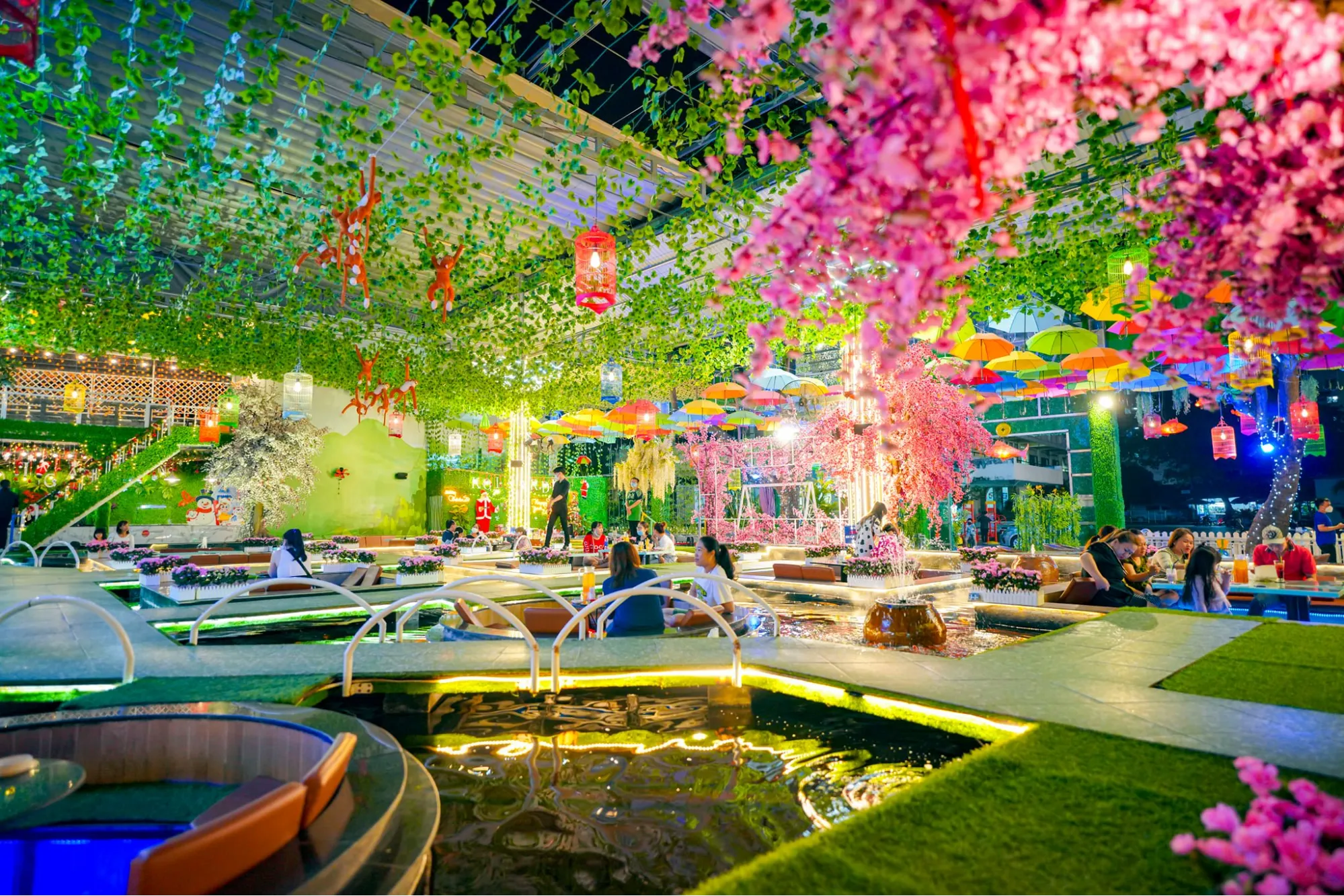 Quán Koi Garden Coffee với thiết kế đậm chất Nhật Bản