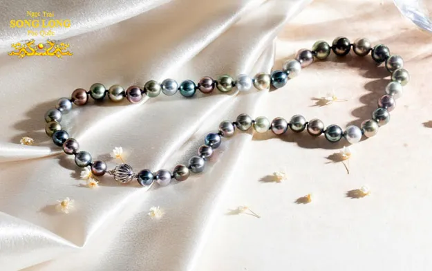 Ngọc trai đen Tahitian được coi là loại tự nhiên và quý hiếm nhất
