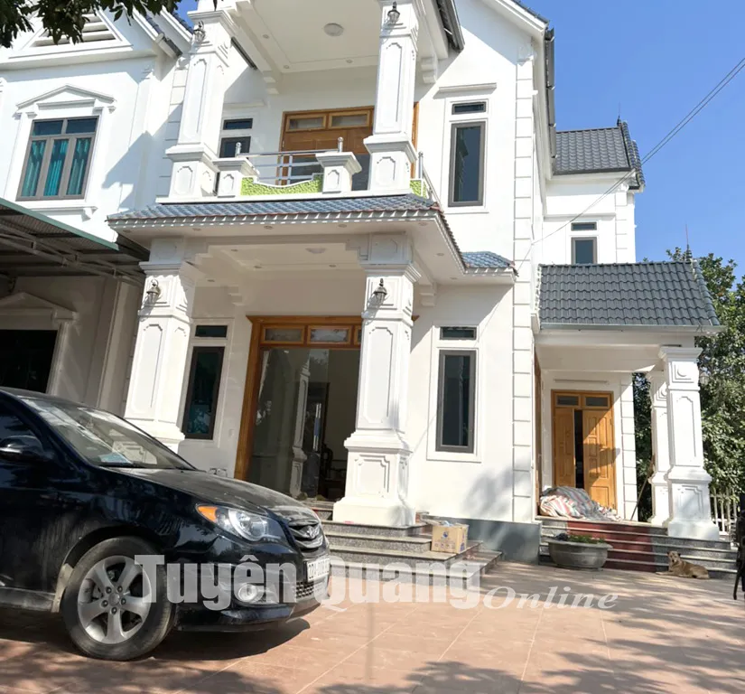 Cơ ngơi từ trang trại bưởi của gia đình anh Nguyễn Ngọc Lâm, thôn Soi Đát, xã Xuân Vân (Yên Sơn)