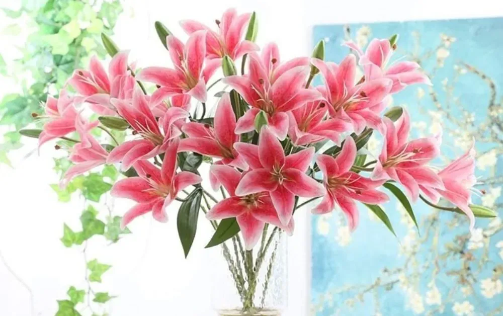 Hoa ly chưng Tết với vẻ đẹp thanh lịch, sang trọng