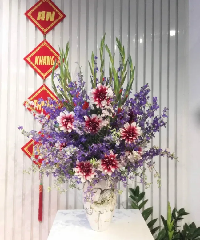 Hoa thược dược chưng Tết phòng khách