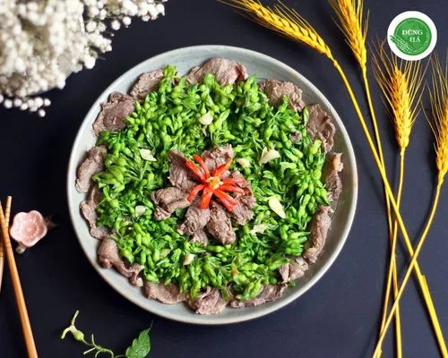 Món hoa thiên lý xào thịt bò hấp dẫn